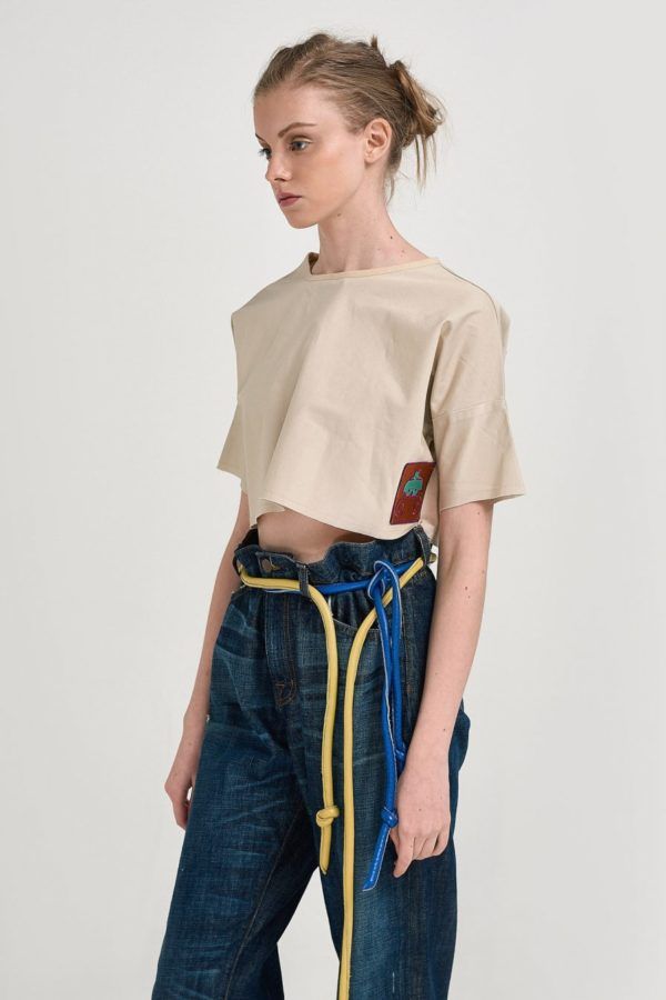 Beige cropped top made of gabardine cotton