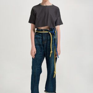 Anthracite cropped top made of gabardine
