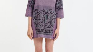 Long sleeve top-dress with loose fit and scarfed neckline in mauve mosaic pattern