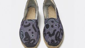 Purple espadrilles with wooven mosaic