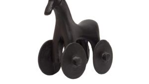 Resin Trojan horse black